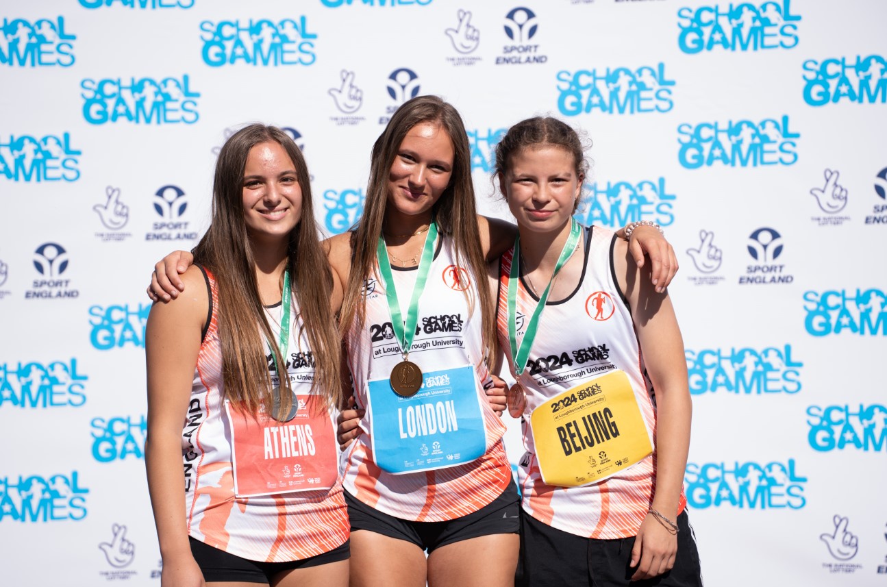 image from Discus Gold for Waverley AC at National School Games 24